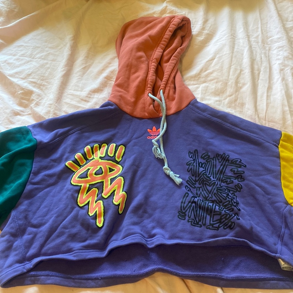 Adidas crop sweat shirt size large